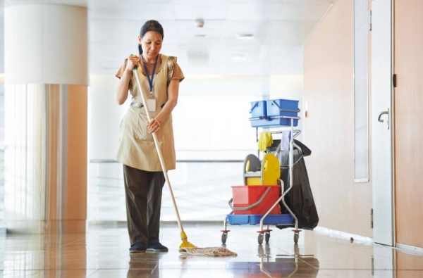 SHS-Cleaning-Schoonmaakbedrijf-interieur-reiniging